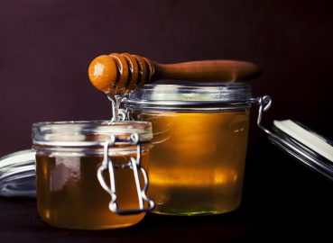 4 interesting ways of using honey in your food